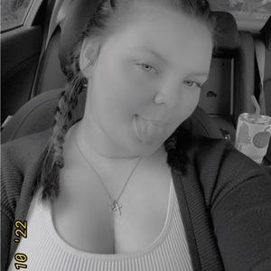 Meet your Posher, Kylee